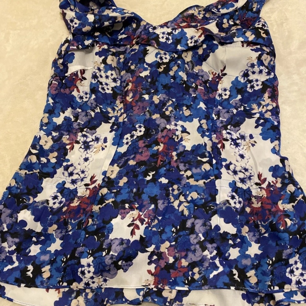 White House Black Market Multicolor Floral Ruffle Top - Picture 12 of 16